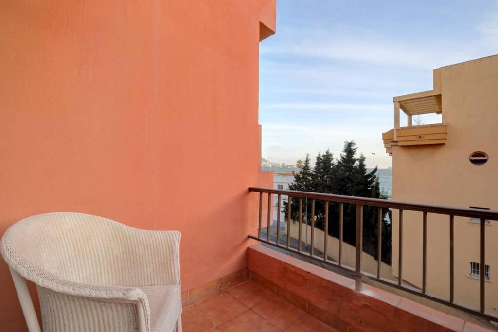Appartement Duplex Con Vistas Al Mar à La Línea de la Concepción Extérieur photo