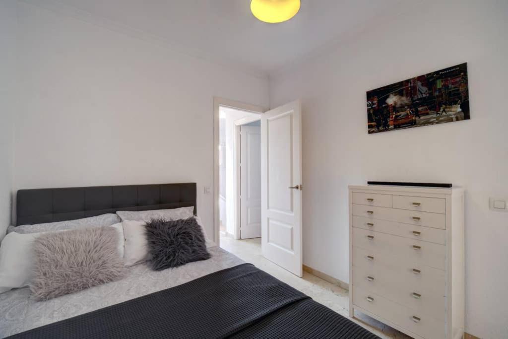 Appartement Duplex Con Vistas Al Mar à La Línea de la Concepción Extérieur photo